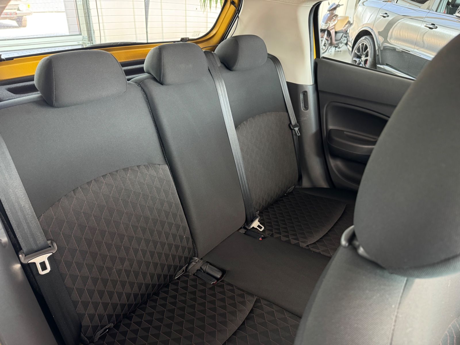 Fahrzeugabbildung Mitsubishi Space Star 1,2 Select Klima Alufelgen TOP