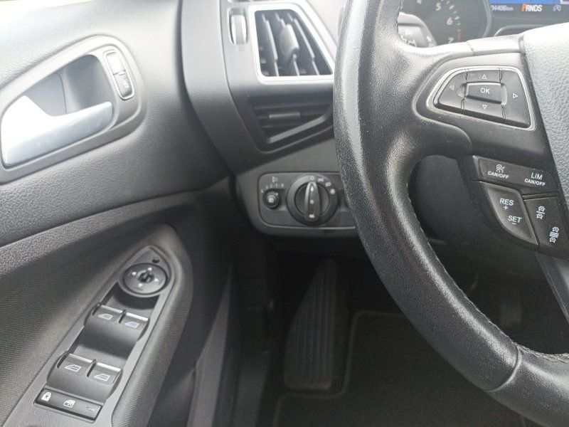 Fahrzeugabbildung Ford Grand C-Max  1.5 EB. Automatik Titanium