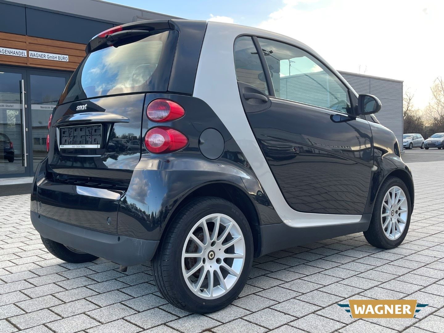 Fahrzeugabbildung Smart fortwo Passion  Klimaanlage TÜV 06/2027
