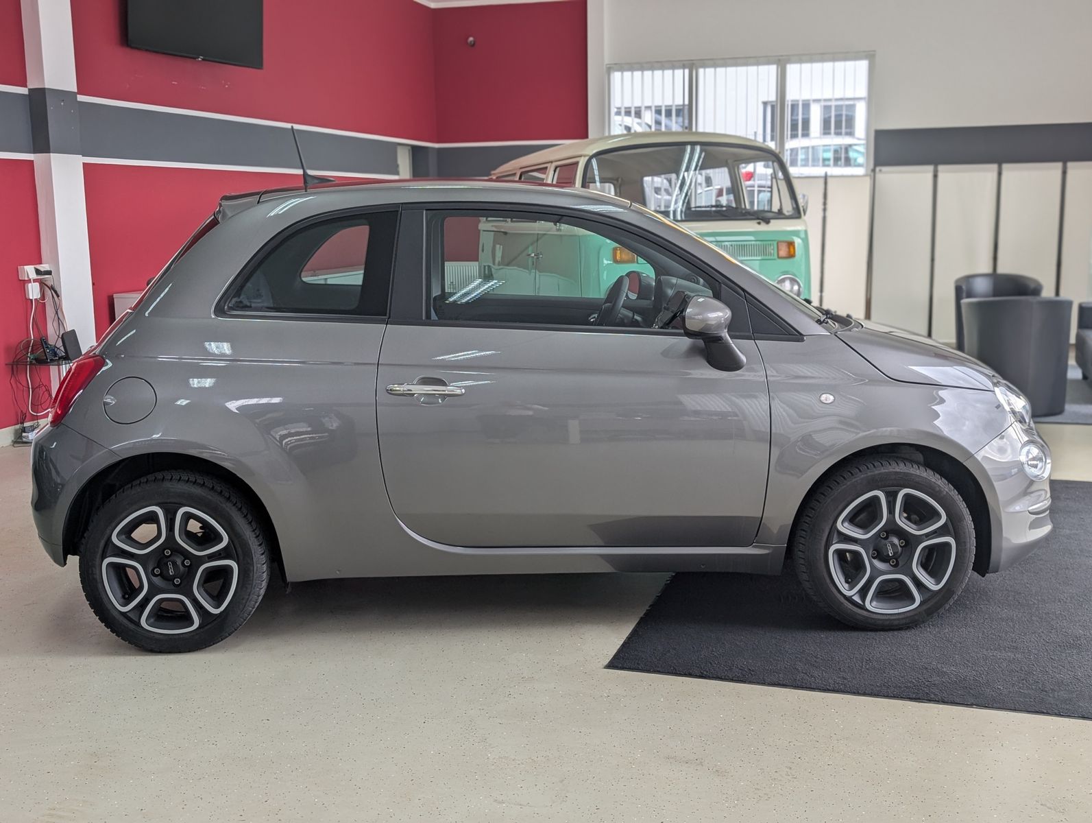 Fahrzeugabbildung Fiat 500 GSE 1,0 Mild-Hy Comfort-Pack Tech-Pack Temp