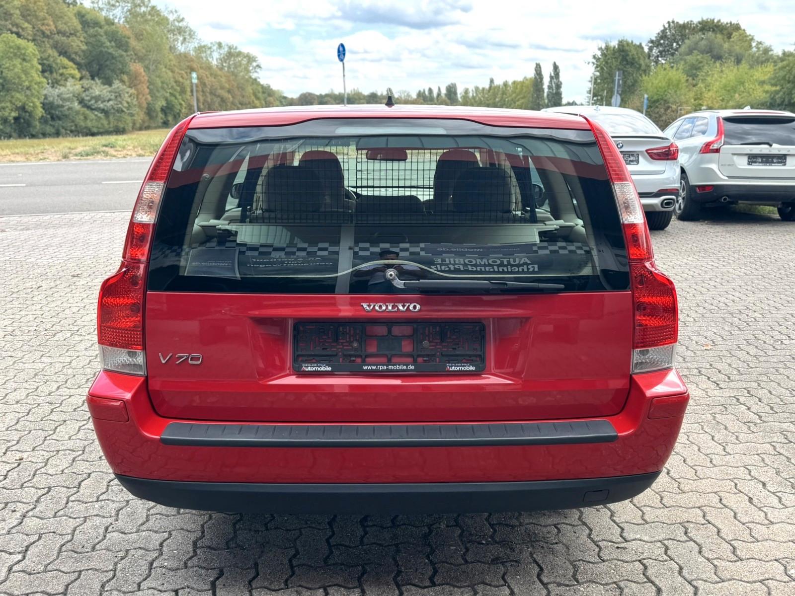 Volvo V70 2005 — photo 6