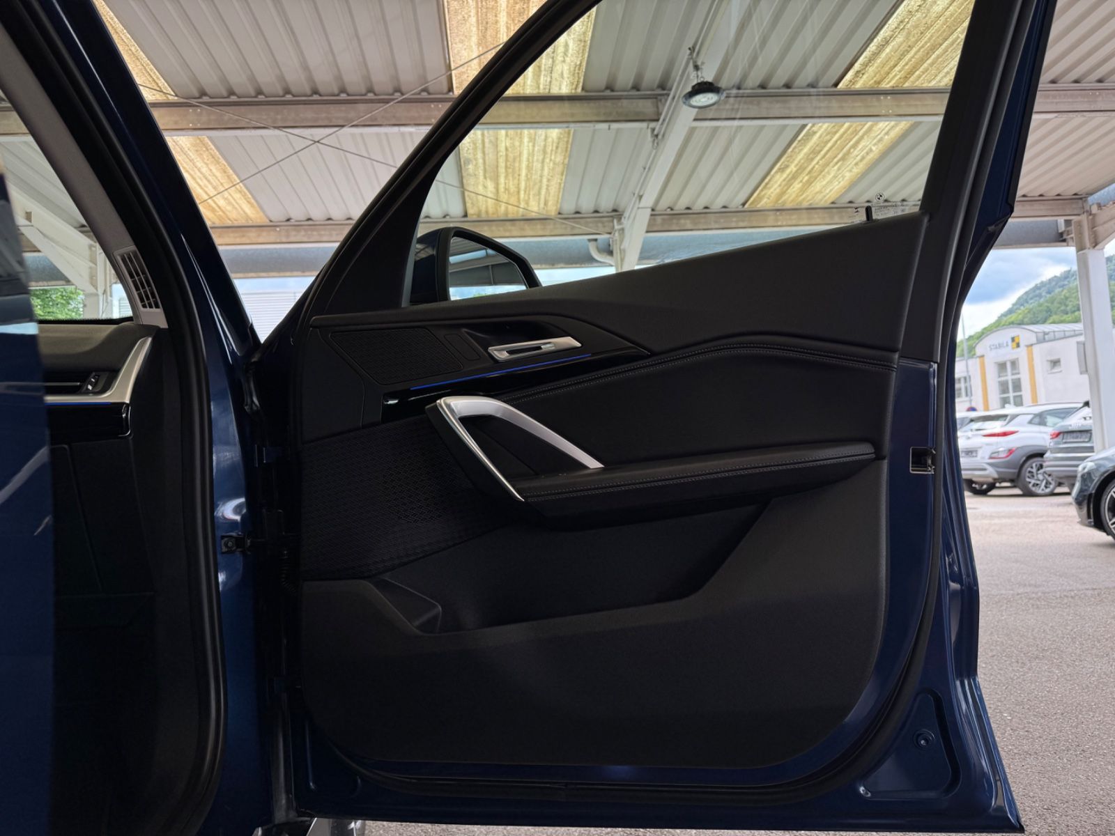 BMW X1 18 d sDrive+2Hand+Leder+AHK+Digitales Cockpit foto 6