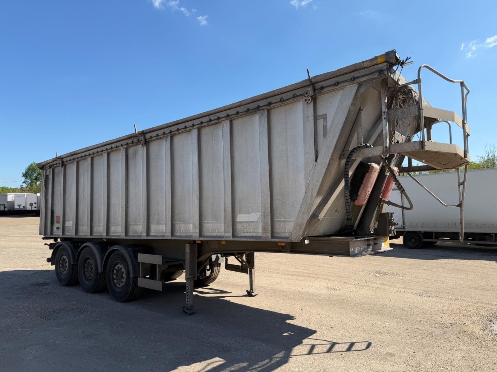 Benalu C 40 kb meters top 90% tyres