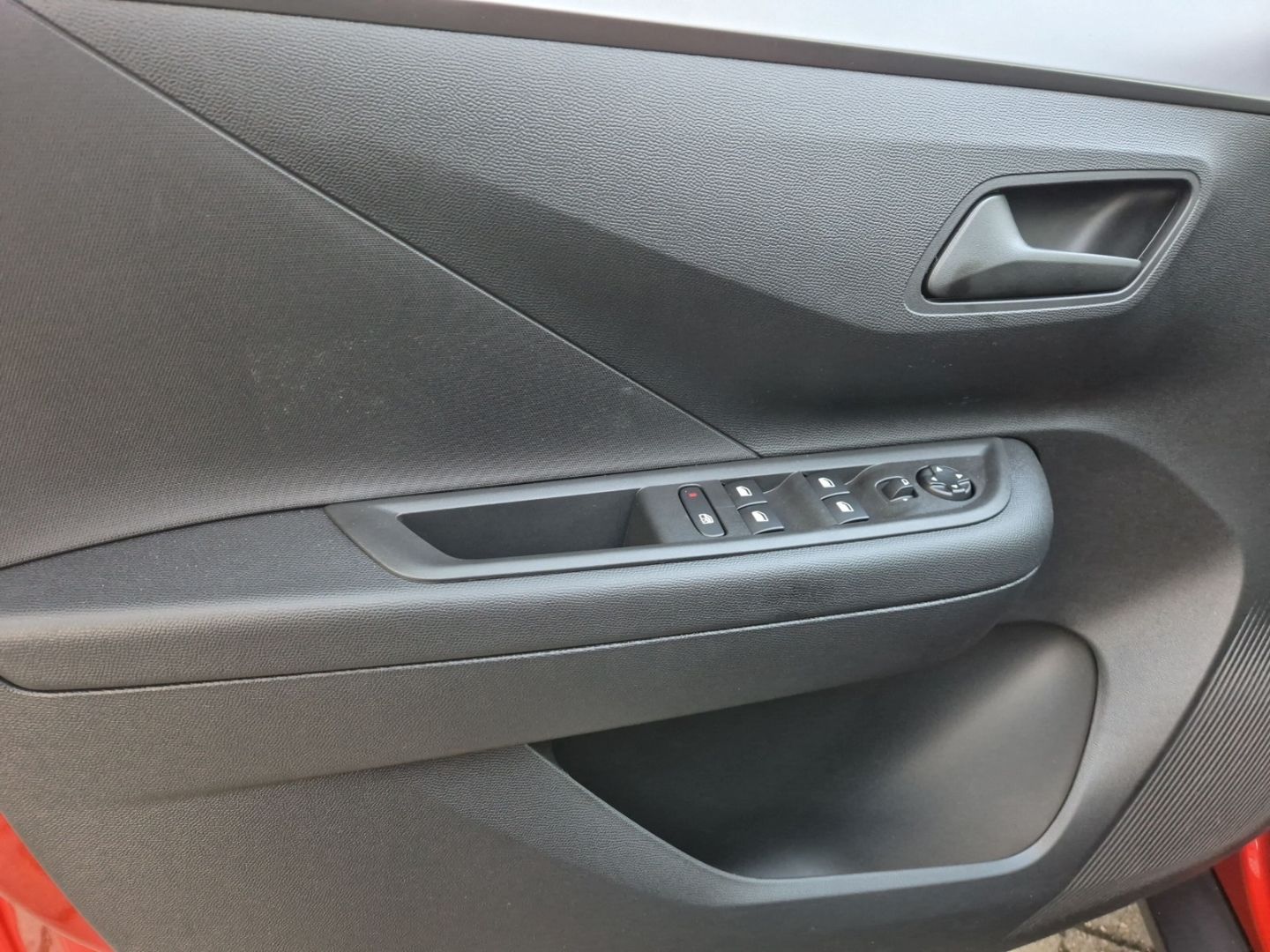 Fahrzeugabbildung Opel Frontera 81kW Mild-Hybrid EU6e Edition 1.2 74 kW