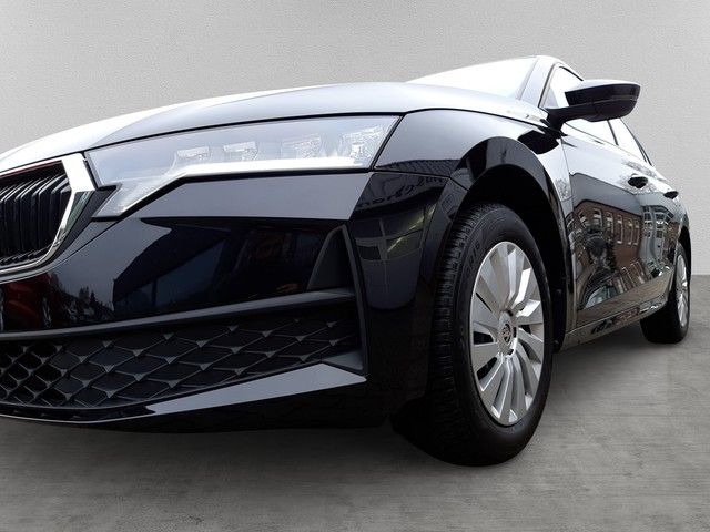 Fahrzeugabbildung Skoda Octavia Combi 2.0TDI Essence SitzHz PDC LED