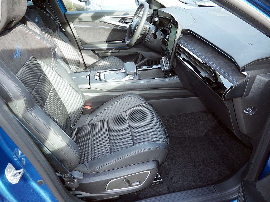Fahrzeugabbildung Renault Austral Esprit Alpine Full Hybrid E-TECH 200