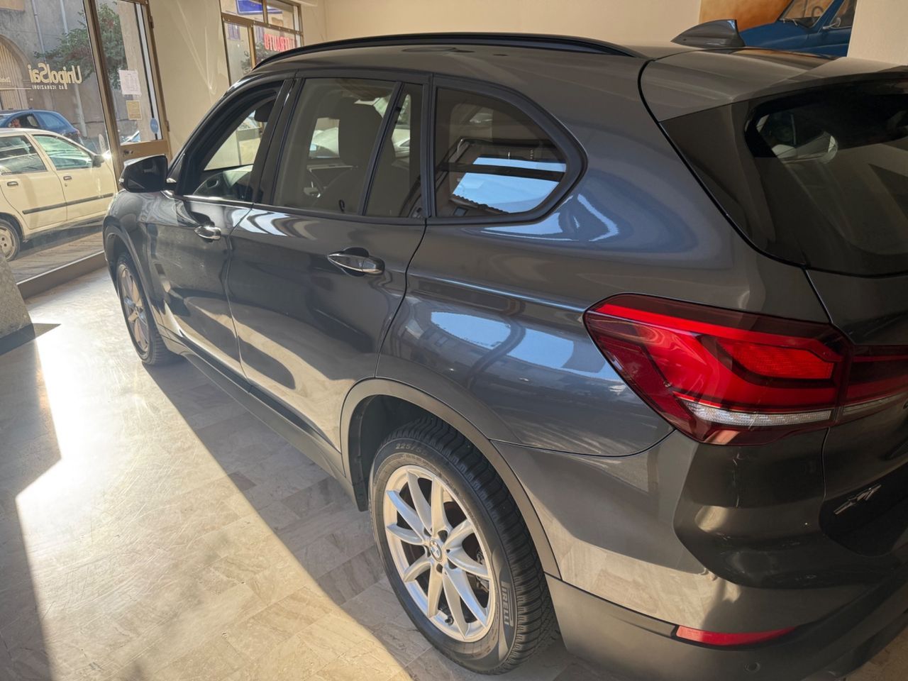 BMW Bmw X1 sDrive16d Advantage imagem 3