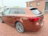 Toyota Avensis Touring Sports Edition-S 2.0 D-4D - Toyota Avensis: D4d