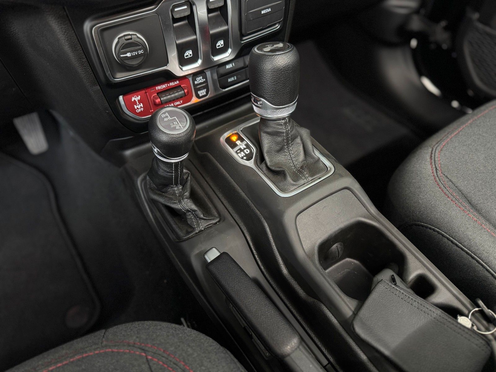 Fahrzeugabbildung Jeep Wrangler Rubicon 3,6 V6 MY24 "Technology Group"