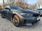 BMW 330i Touring xDrive Sport Line ACC*Pano*Kam*HUP - BMW 3er Reihe Gebrauchtwagen in Berlin