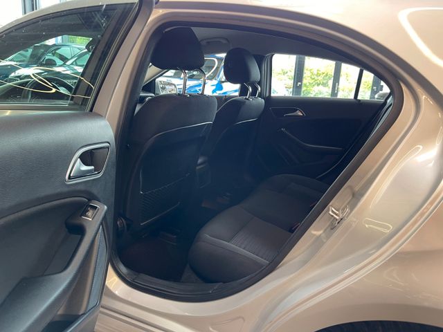 Mercedes-Benz A 180 CDI  d BlueEfficiency *NAVI*SZHZ*KLIMA*