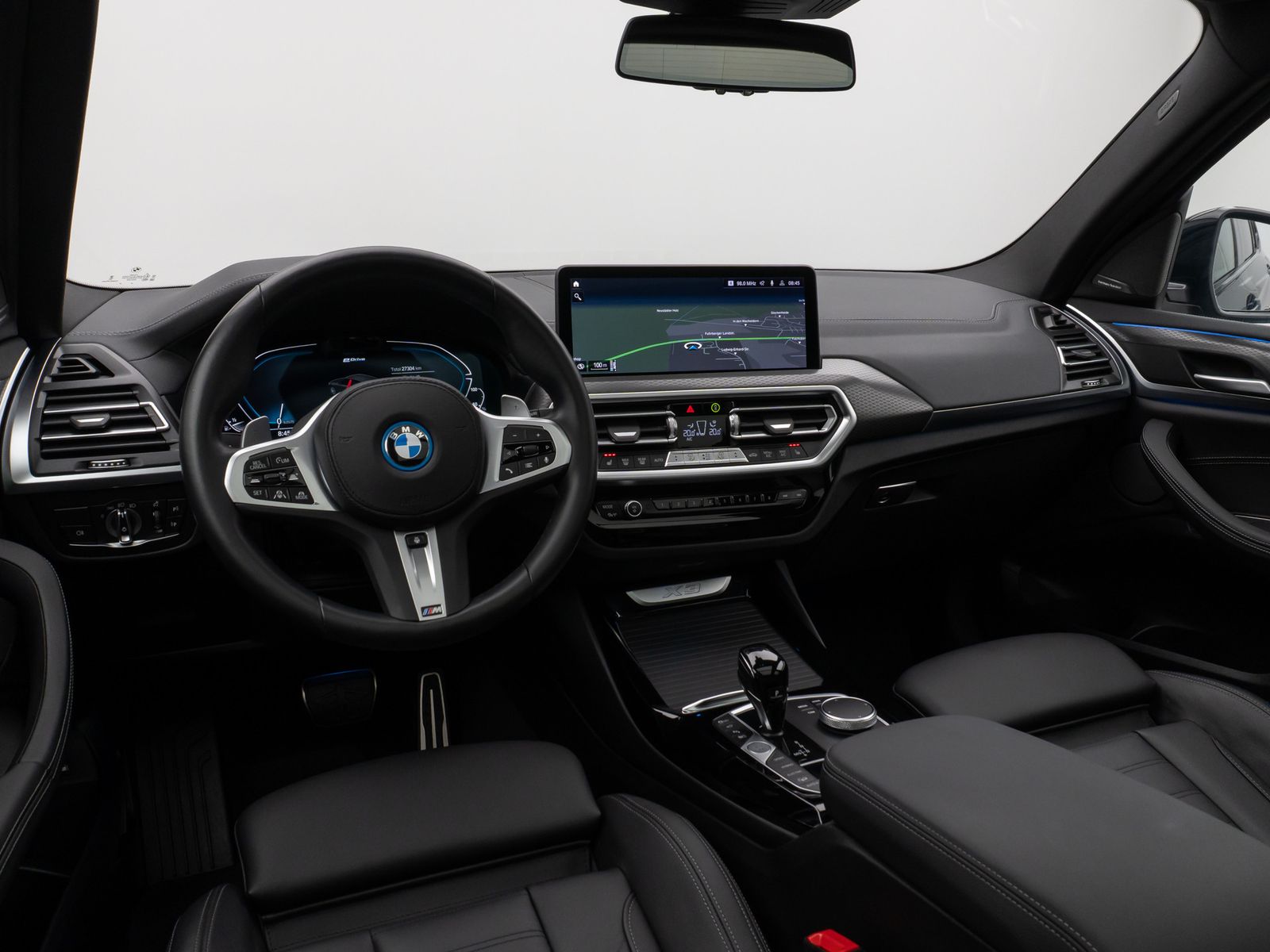 Fahrzeugabbildung BMW X3 xD30e M Sport Panorama Laser 360° HUD DAB H/K