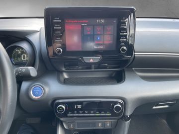 Toyota Yaris 1.5 Hybrid Team D *CAM*LED*SHZ*ACC ALU