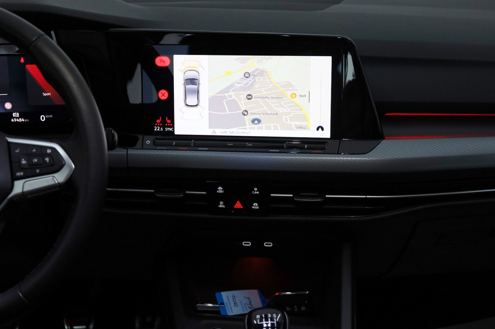 Fahrzeugabbildung Volkswagen Golf VIII Lim. Active Navi,LED,SH,PDC,ACC,SR+WR