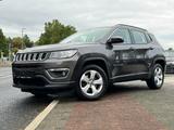 Jeep Compass Longitude FWD Navi Spurhalte Rkam TopZus - graue Jeep Compass