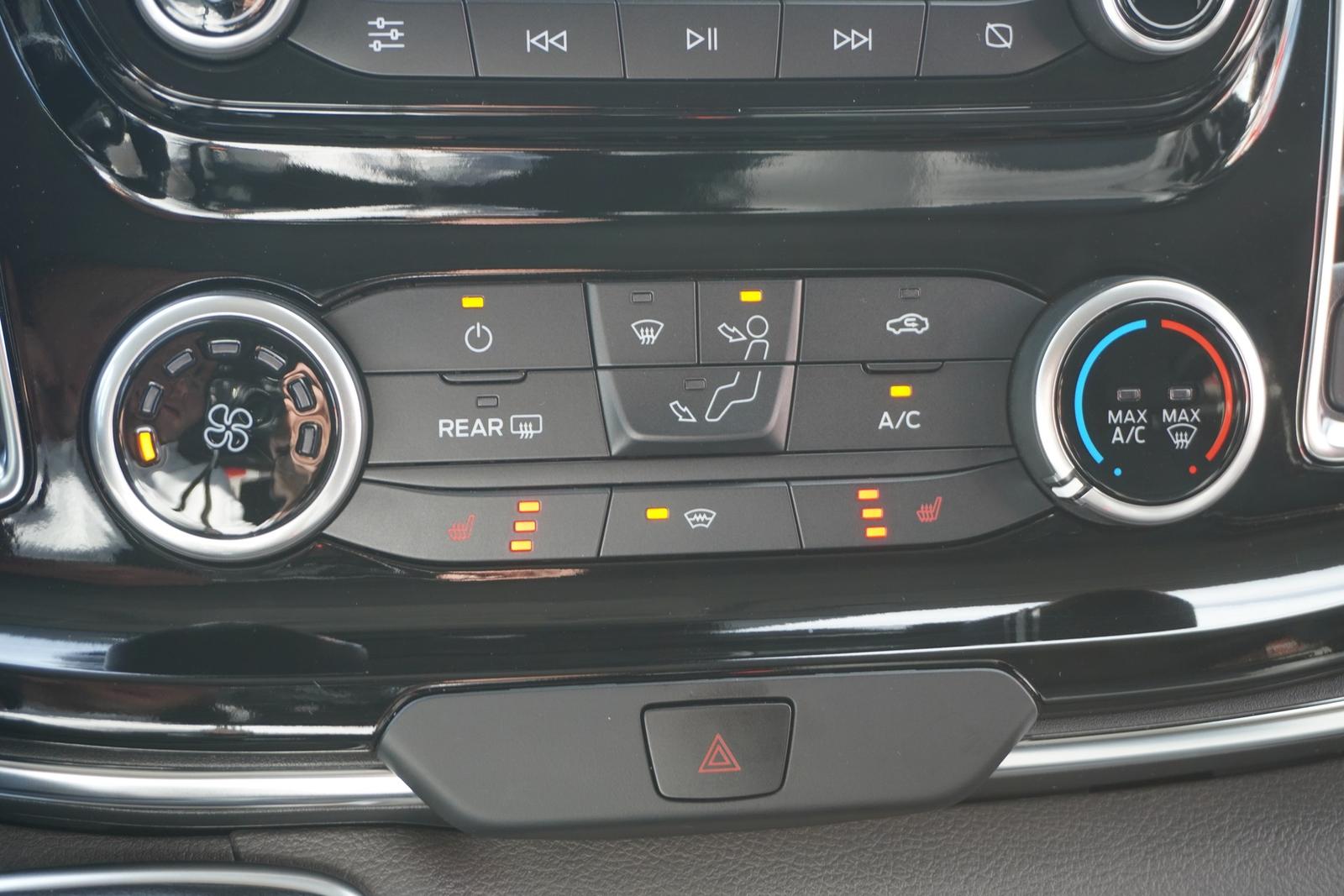Ford Tourneo Custom Titanium X L1 Bi-Xenon Navi