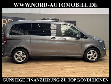 Mercedes V 220 - 9