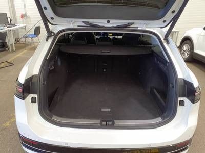 Passat Variant 2.0 TDI DSG ELEGANCE IQ+NAVI+AHK