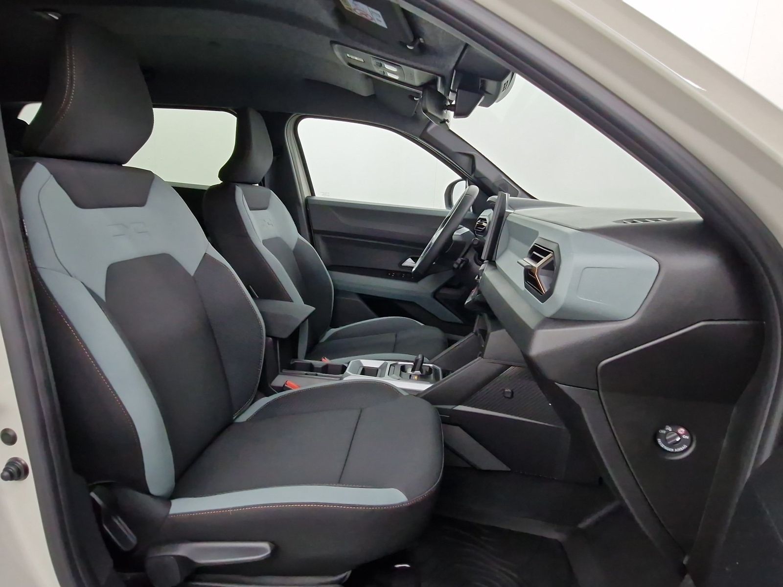 DACIA Duster Extreme Hybrid 155 Technik City – Bild 12