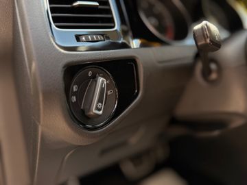 Volkswagen Golf - 7
