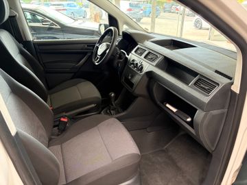 Volkswagen Caddy Maxi - 10