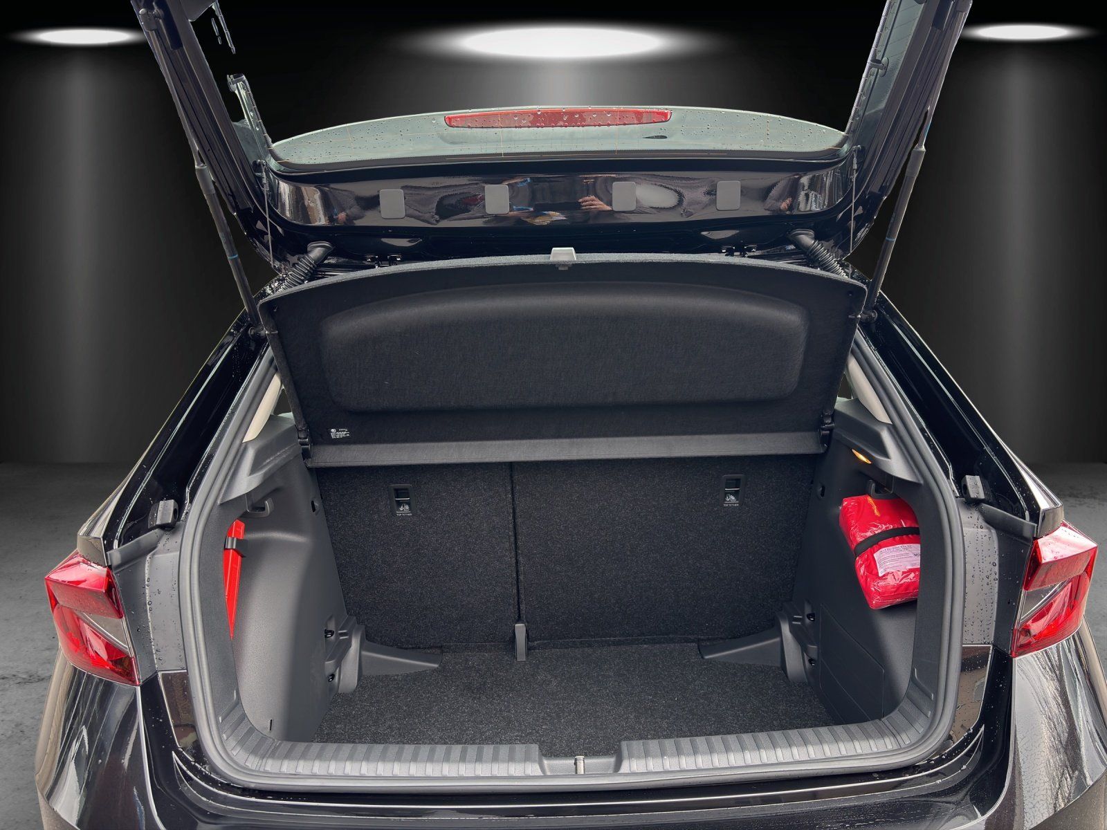 Fahrzeugabbildung SKODA Fabia Essence 1,0 TSI 70 kW Klima/Sitzhzg/Blueth
