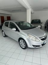 Opel Corsa 1.2 5 porte Easytronic Cosmo - Opel Corsa: Easytronic