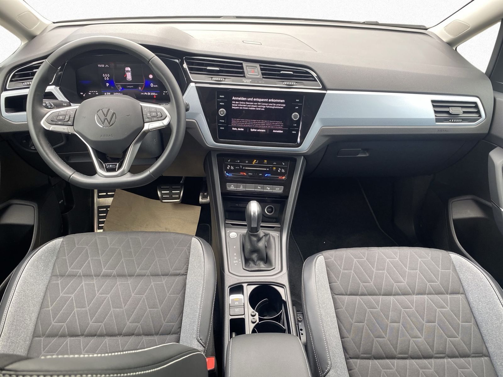 Volkswagen Touran - Bild 12