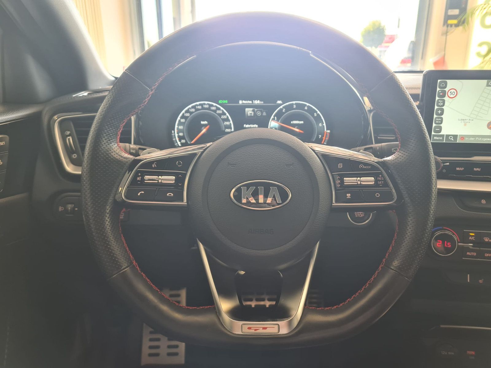 Fahrzeugabbildung Kia pro cee'd / ProCeed / 1. Hand / KAMERA / LED