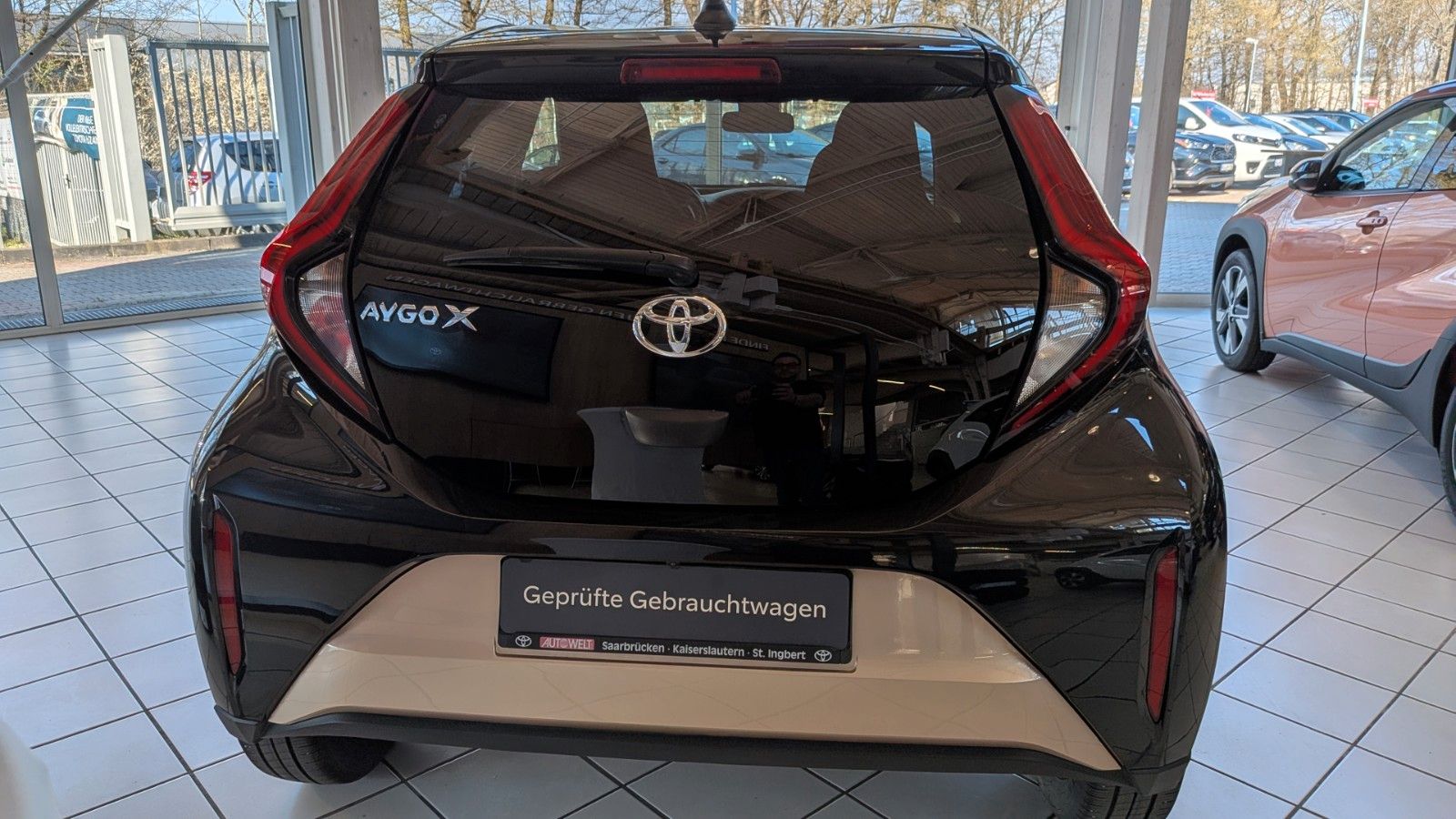 Fahrzeugabbildung Toyota Aygo X Pulse inkl. Rückfahrkamera
