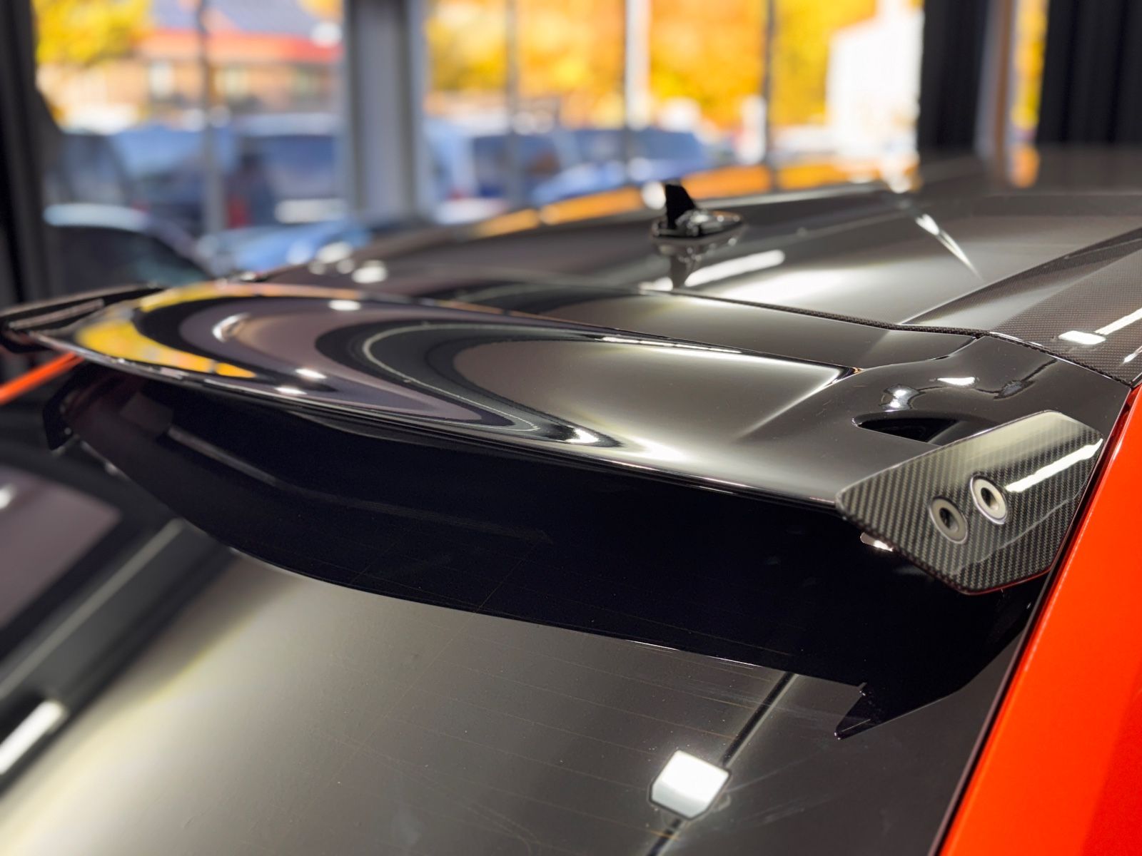 Fahrzeugabbildung Lamborghini Urus Performante|FULL-CARBON|AKRAPOVIC|MASSAGE|