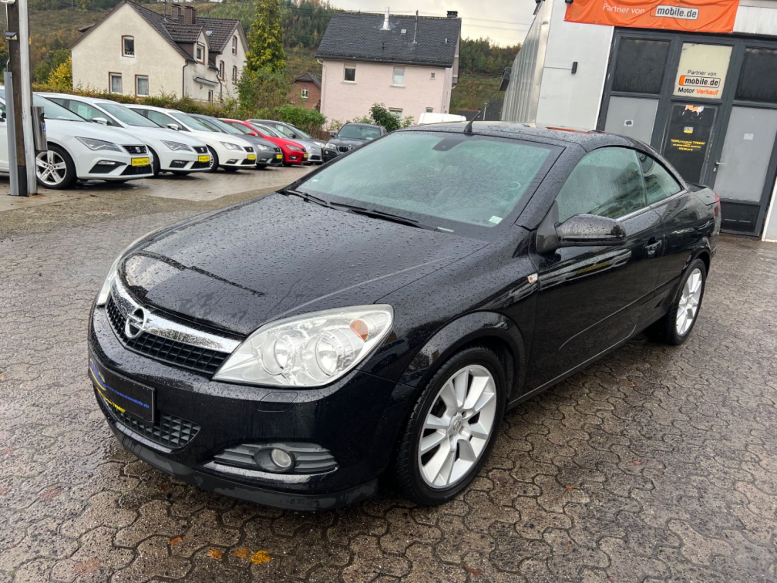 Fahrzeugabbildung Opel Astra H 1.8 Twin Top Cabrio  * DACH DEFEKT *