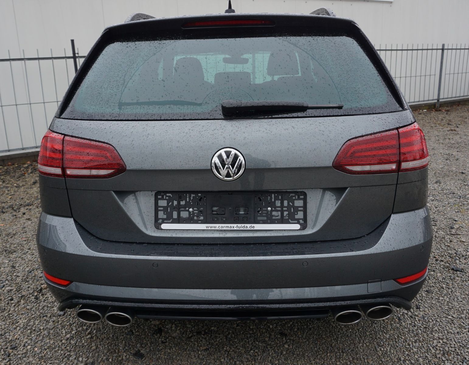 Fahrzeugabbildung Volkswagen Golf VII Variant R-line 4M,Navi,LED,SH,ACC,Kamer