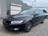 Volvo V70 Kombi Black Edition*Automatik*Volleder*2.HD* - Volvo V70: B