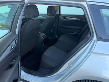 Opel Insignia - 7