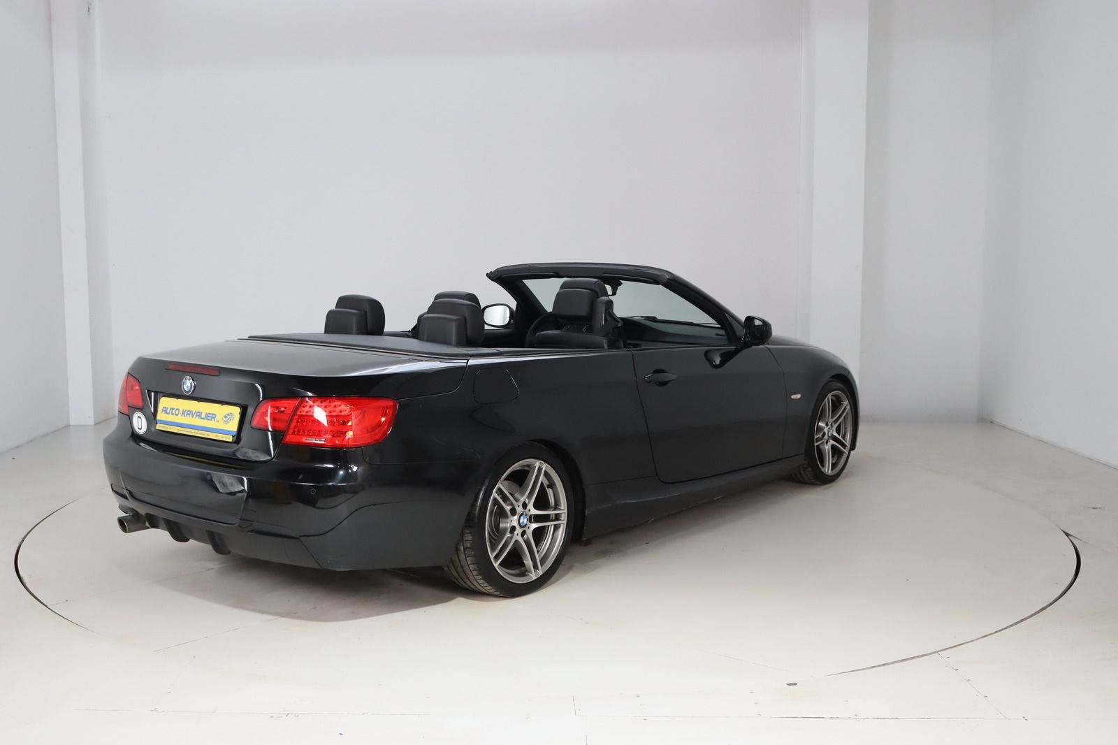 Fahrzeugabbildung BMW 320 i Cabrio Edition M-Paket * Xenon