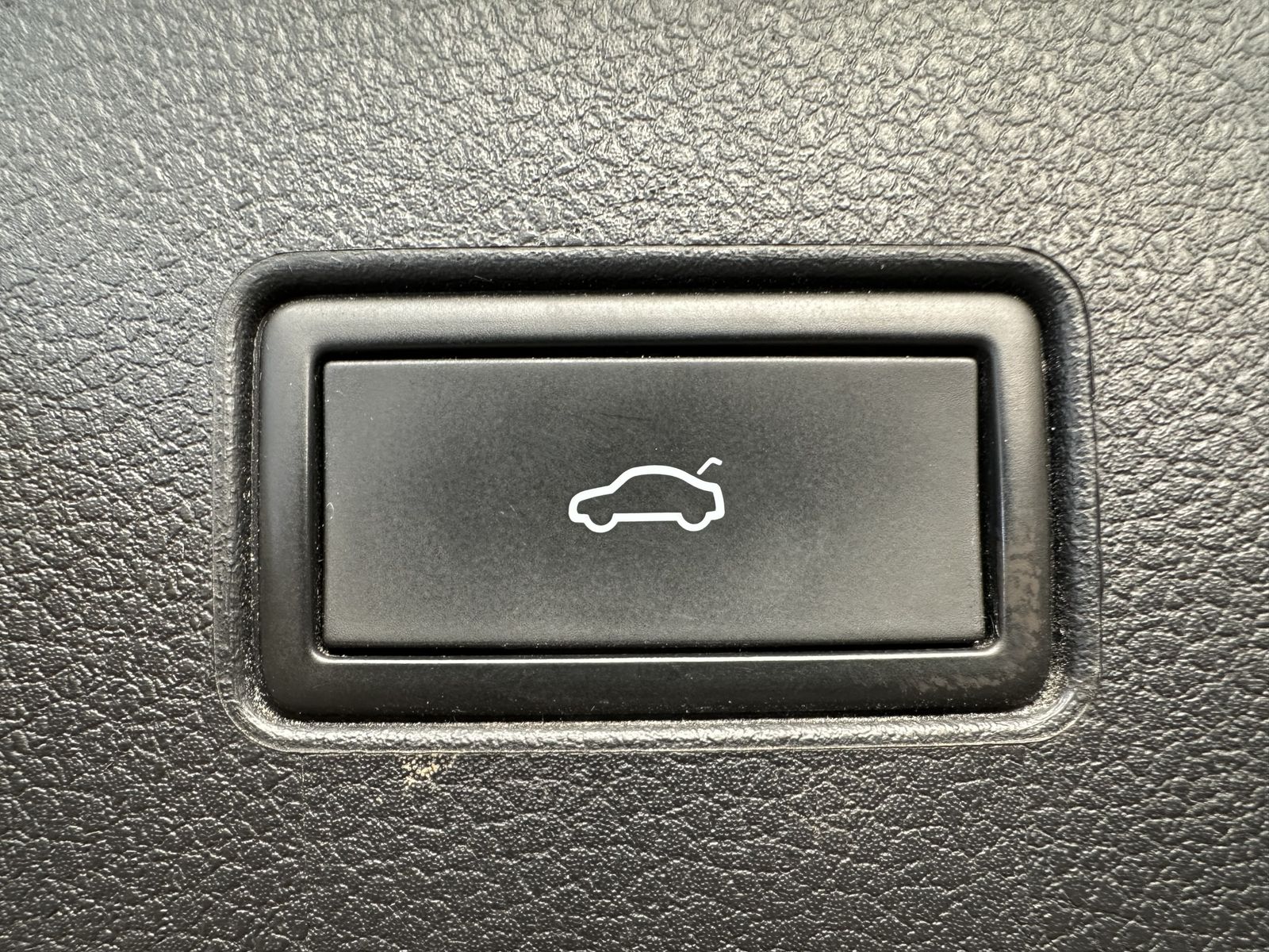 Fahrzeugabbildung Volkswagen Passat Variant GTE NAV+LED+KAM+AHK+VCOCKPIT+17ZO