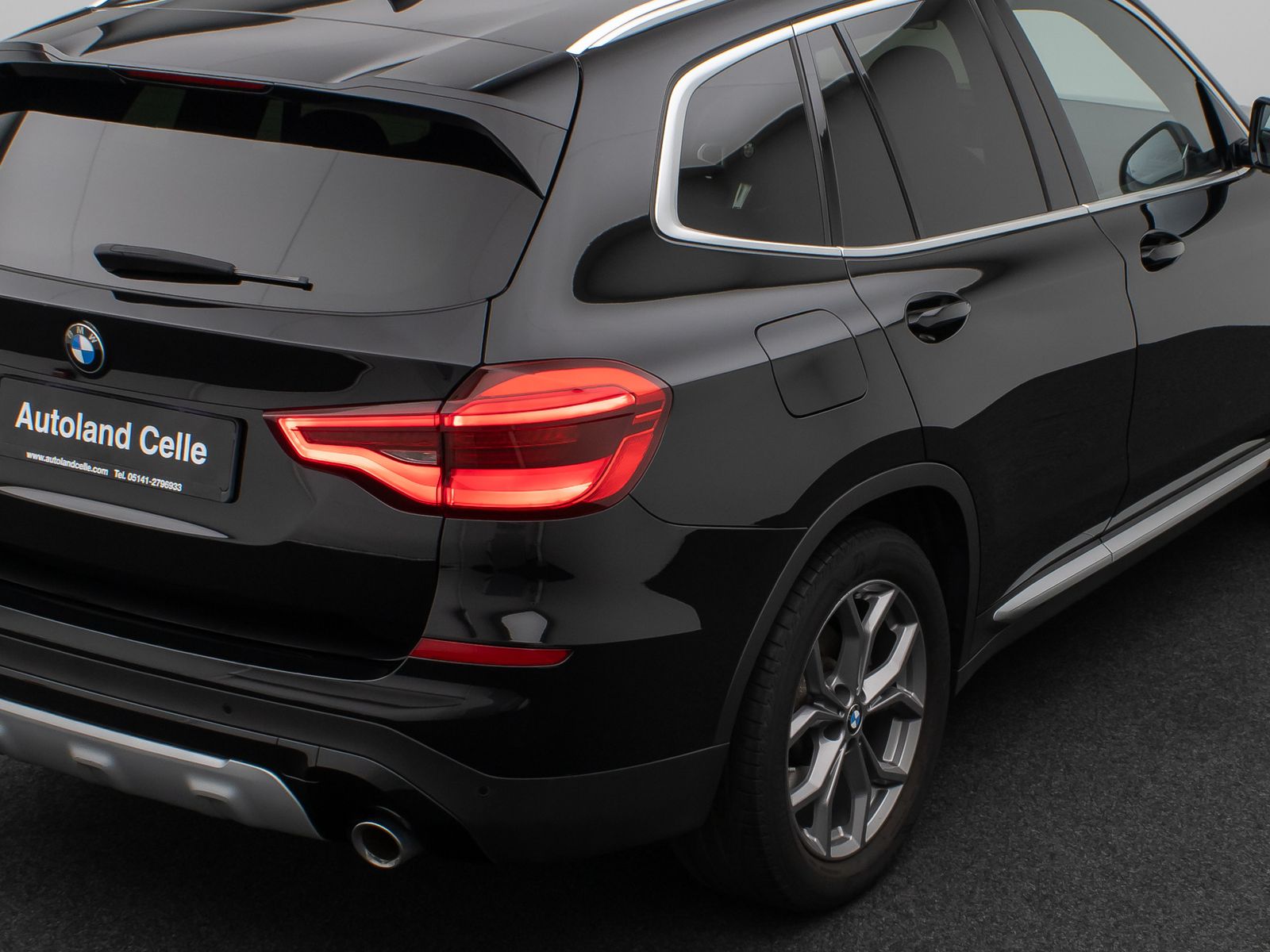 Fahrzeugabbildung BMW X3 xD20d xLine HUD ACC PDC Komfort Alarm Sport