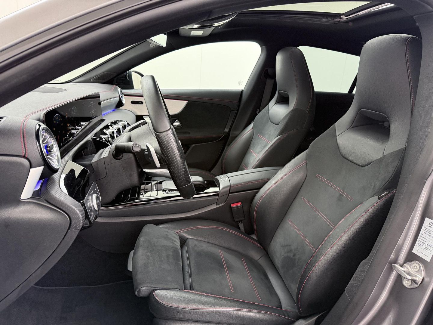 Mercedes-Benz CLA 180 Shooting Brake AMG Line | Panorama - Sch imagem 2