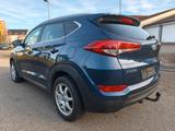 Hyundai Tucson blue Style Automatik/Navigation - Hyundai TUCSON Style mit Diesel-Antrieb