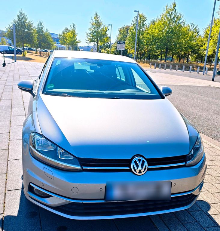 Image of Volkswagen Golf