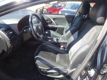 Toyota Avensis - 7
