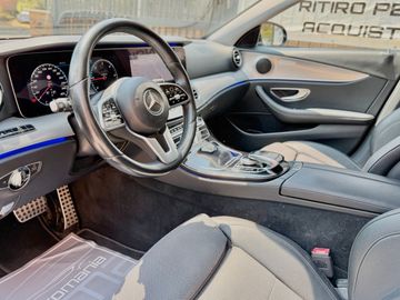 Mercedes E 220 - 9