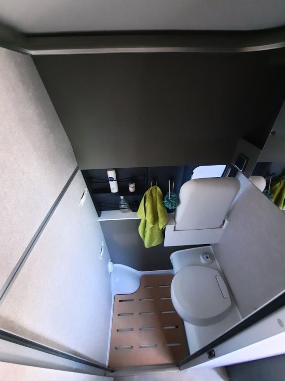 Fahrzeug Übersicht 17 Fahrzeugabbildung HYMER / ERIBA / HYMERCAR Camper Van Grand Canyon S 600 Xperience Verfüg.,