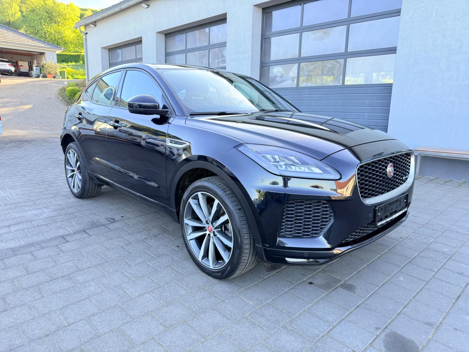 Jaguar E-PACE | *R-Dynamic S* | AWD | LED | Automatik |
