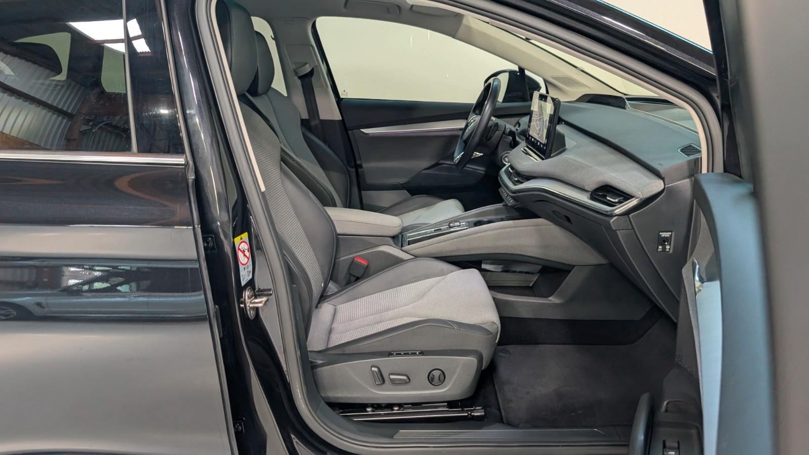 Skoda Enyaq 80 Loft ACC*SIDE*AHK*HUD*MEMO*KAM*W-PUMPE