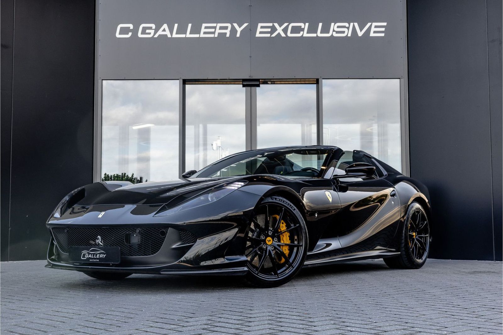 Ferrari 812 GTS 6.5 V12 HELE - Incl BTW | Nero Daytona | imagem 3