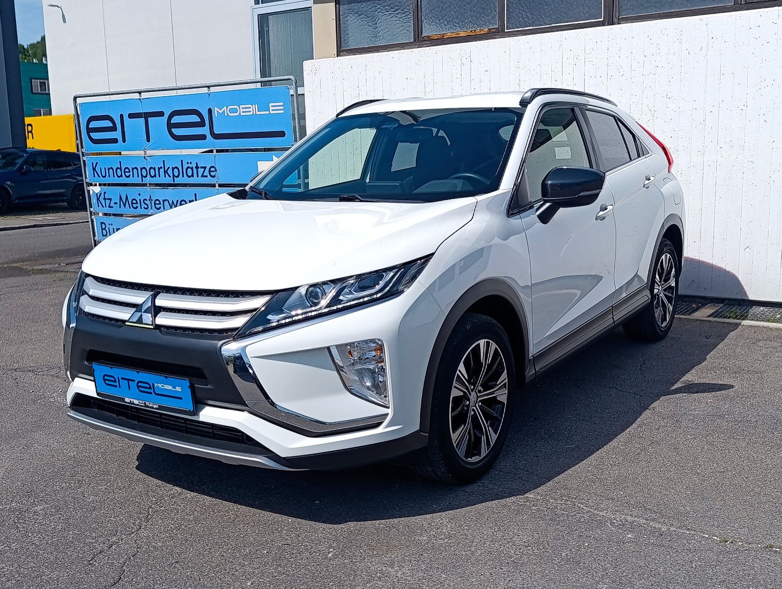 MITSUBISHI Eclipse Cross
