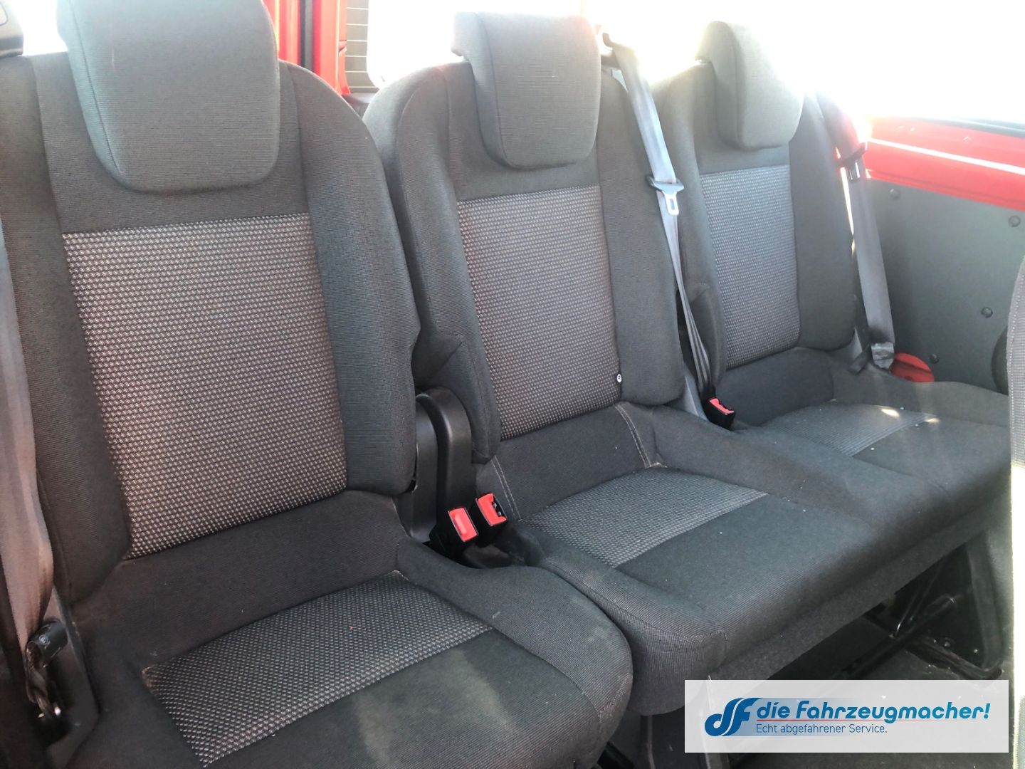 Fahrzeugabbildung Ford Transit Custom Kombi 300 L1 2.2 TDCi *2379 *KLIM