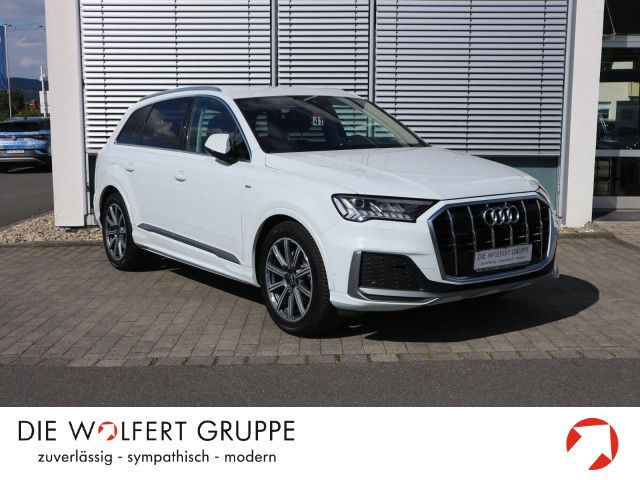 Audi Q7 - 1